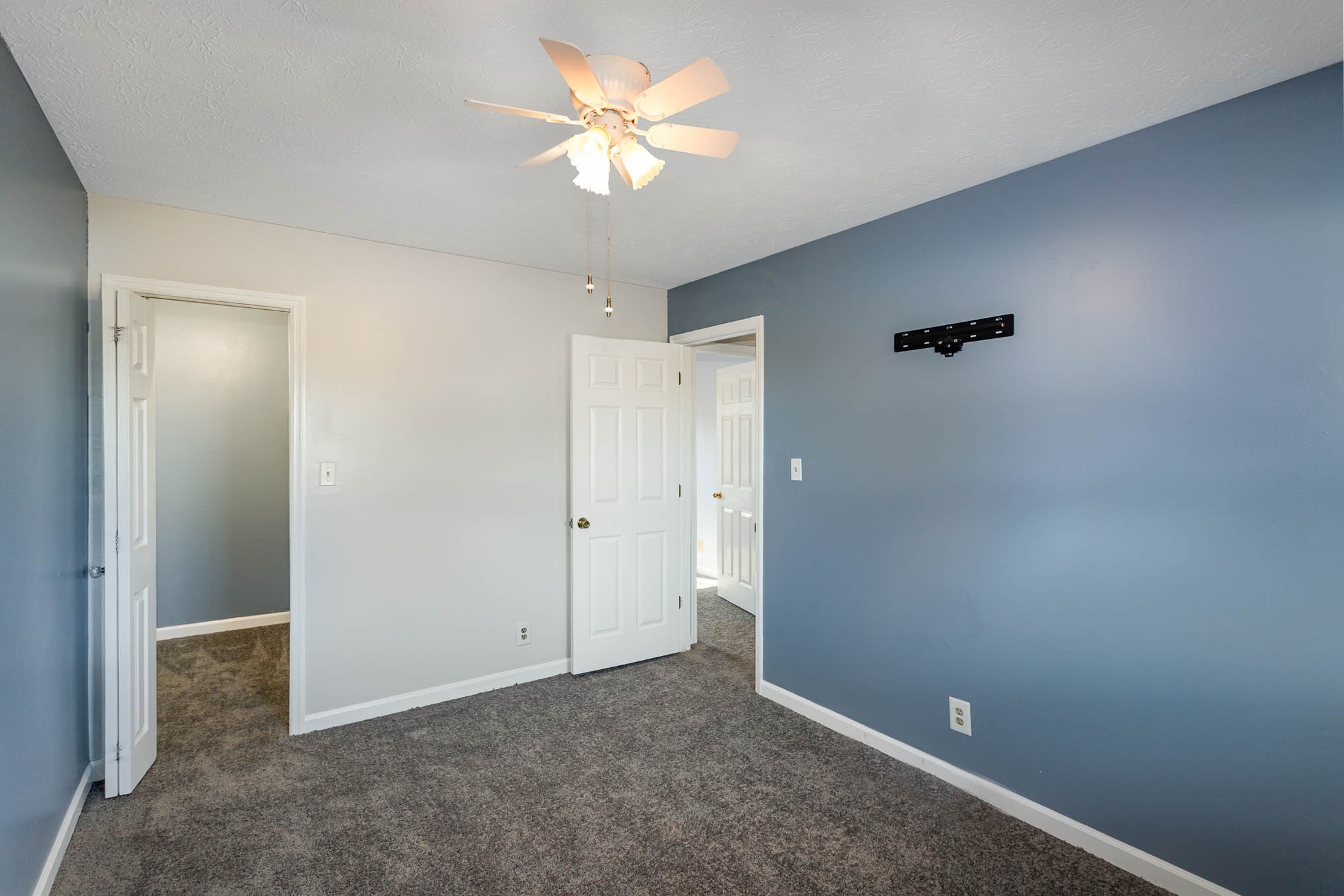 1035 Garton Road Burns, TN 37029 - Photo 21 of 31 a view of an empty room with a fan