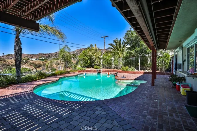 $3,199,000 | 3003 Mesa Verde Drive, Burbank, CA 91504