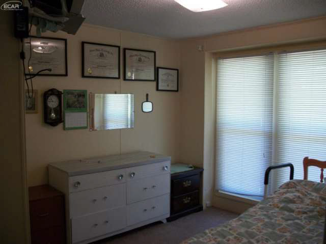 4064 Pierce Road Lapeer, MI 48446 - Photo 14 of 26 21178776-13.JPG