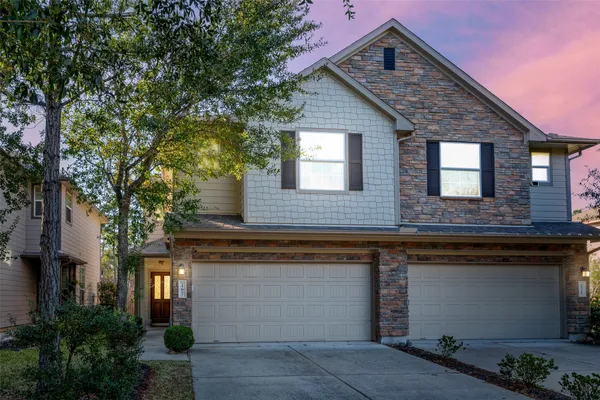 $299,900 | 267 Bloomhill Place, Magnolia, TX 77354