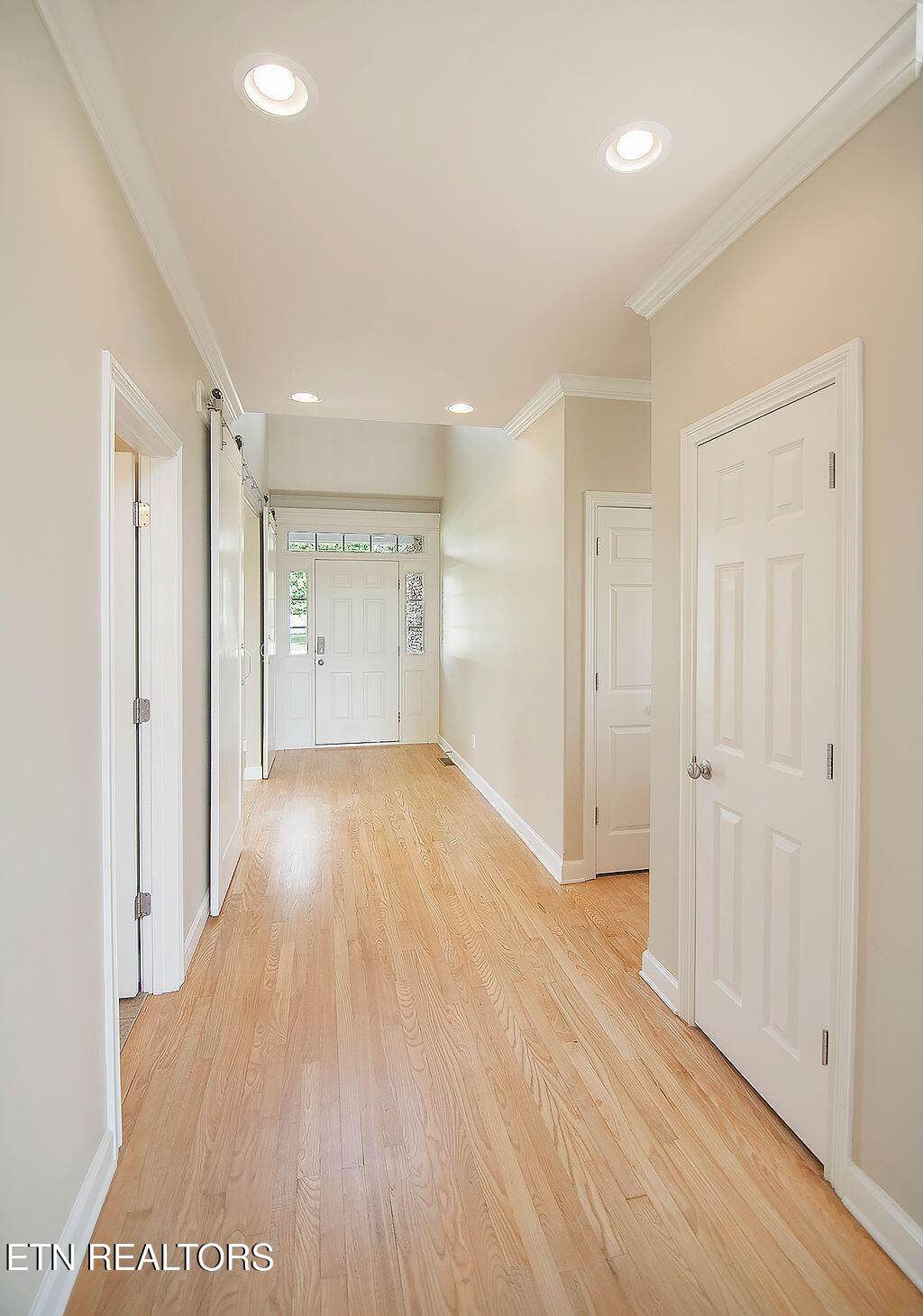 6950 Dodson Branch Road Cookeville, TN 38501 - Photo 4 of 43 foyer