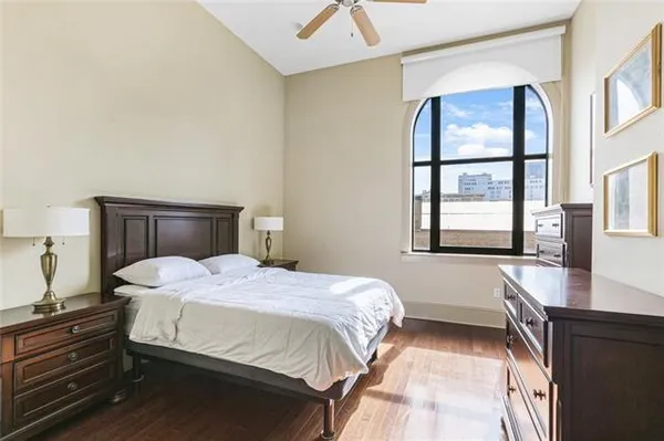 $1,700 | 1201 Canal Street, Unit 501, New Orleans, LA 70112