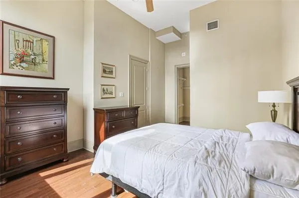 $1,700 | 1201 Canal Street, Unit 501, New Orleans, LA 70112