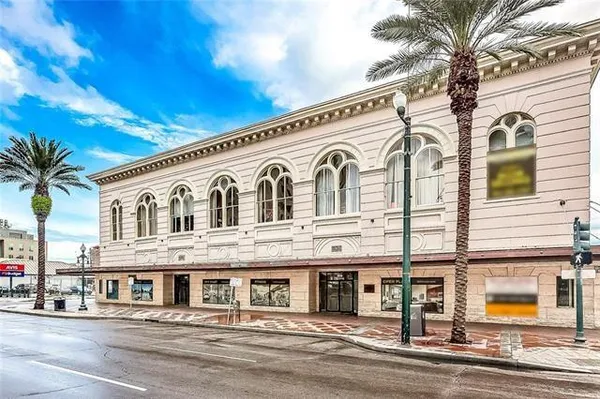 $1,700 | 1201 Canal Street, Unit 501, New Orleans, LA 70112