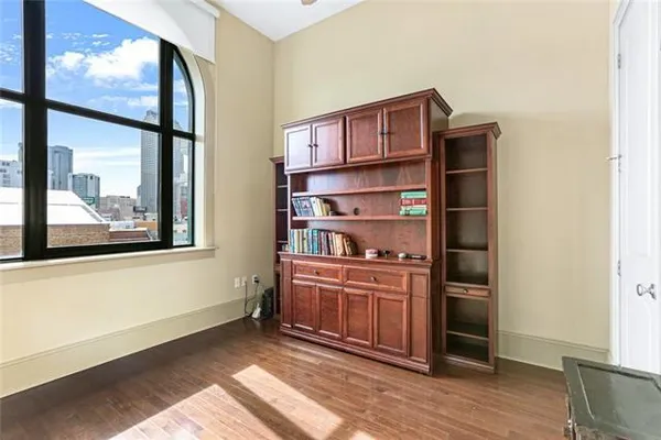 $1,700 | 1201 Canal Street, Unit 501, New Orleans, LA 70112