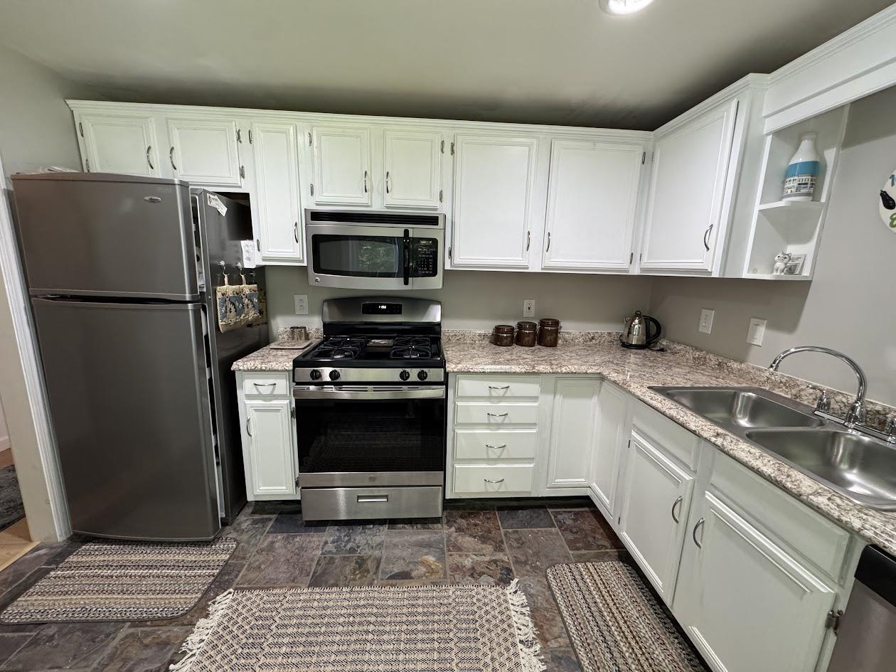 40 Collins Landing Road, Unit 7 Weare, NH 03281 - Photo 18 of 35