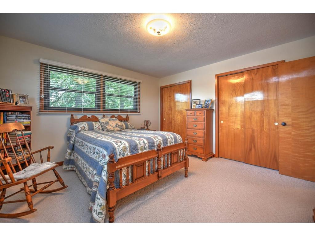 1813 Idle Hour Road Kingsport, TN 37660 - Photo 14 of 32 Two Closets