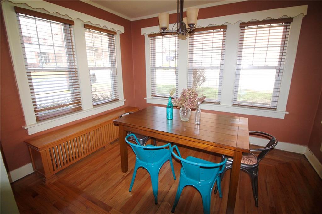 449 Mapleton Avenue Mt. Lebanon, PA 15228 - Photo 4 of 18 Bright dining room