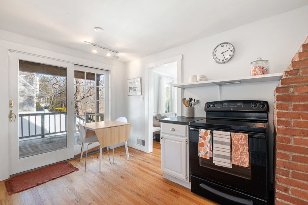 382 Bay Road Duxbury, MA 02332 - Photo 10 of 37 Gallery Image 10