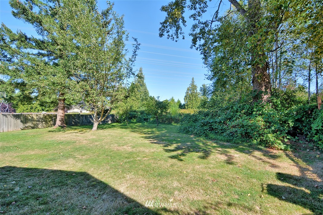 505 Logan Road Lynnwood, WA 98036 - Photo 4 of 14 Gallery Image 4