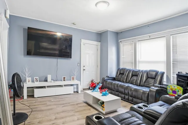 $845,000 | 183 Byfield Street, Providence, RI 02905