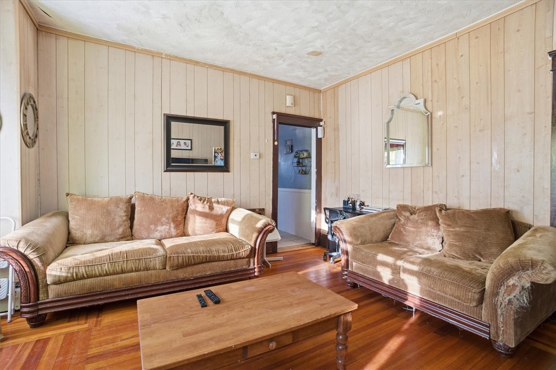 183 Byfield Street Providence, RI 02905 - Photo 32 of 41