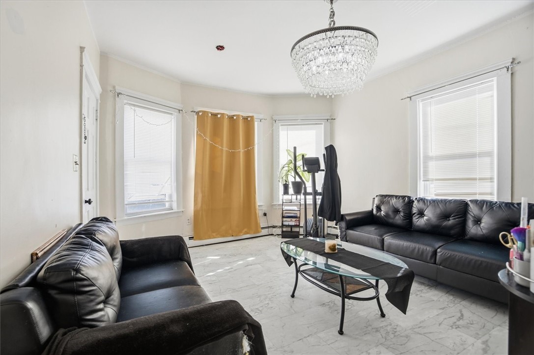 183 Byfield Street Providence, RI 02905 - Photo 7 of 41