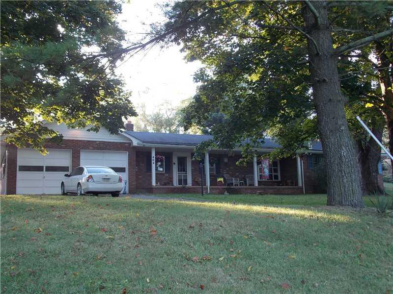 Exterior Front. Rental 2 - 460