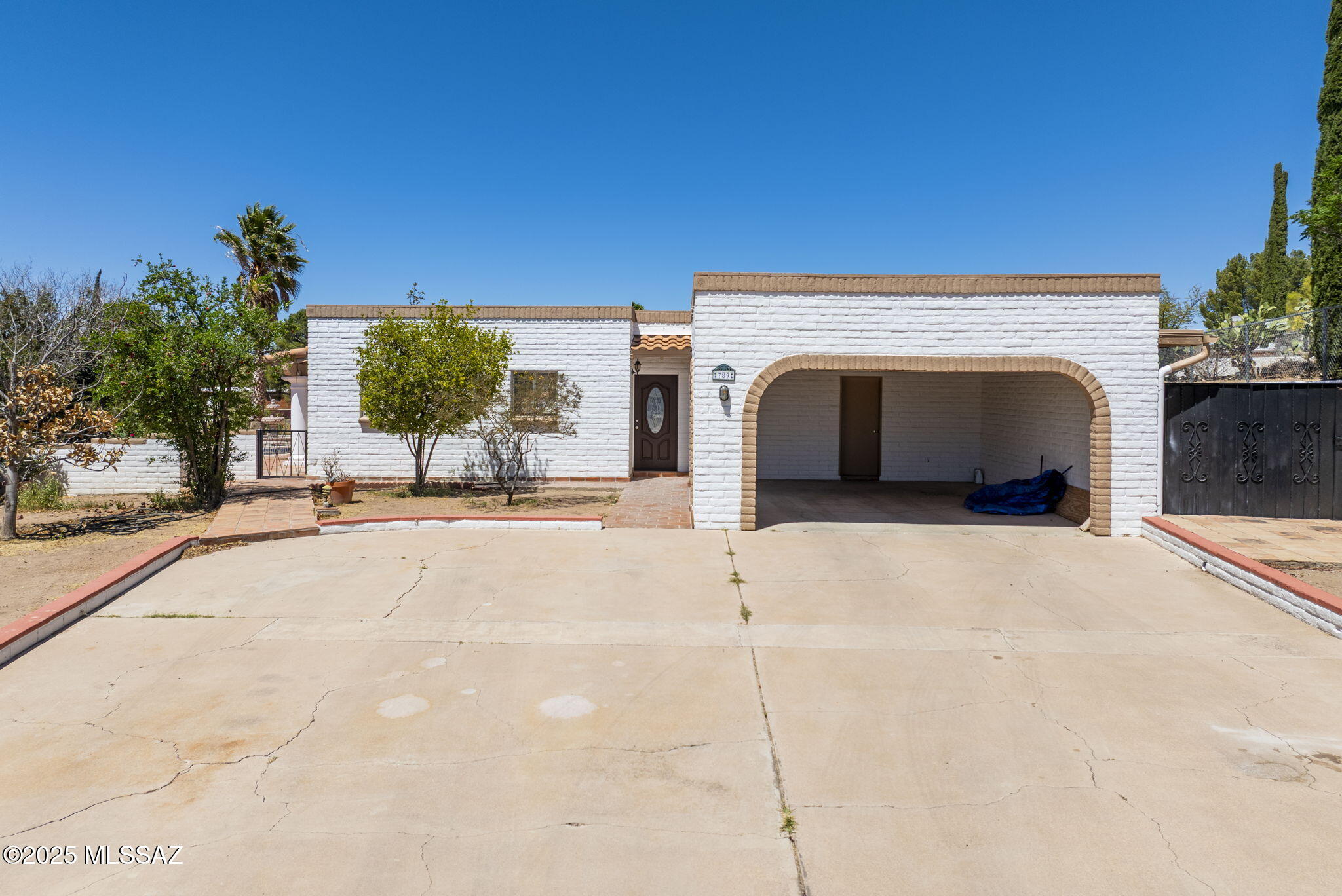 789 North Santa Rita Lane Nogales, AZ 85621 - Photo 3 of 37