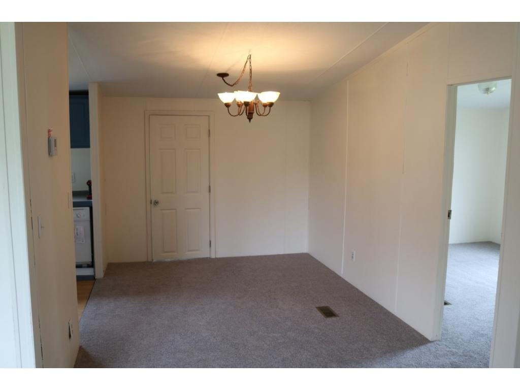 460 Ross County Road Greeneville, TN 37745 - Photo 7 of 21 dining room