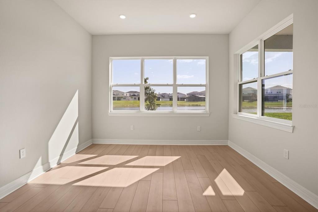 8352 Pk Clf Way Orlando, FL 32836 - Photo 24 of 55 an empty room with windows and closet