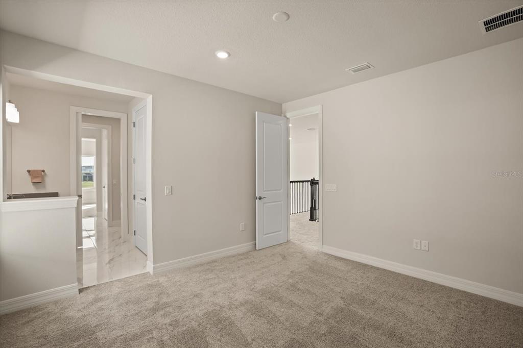 8352 Pk Clf Way Orlando, FL 32836 - Photo 33 of 55 a view of an empty room