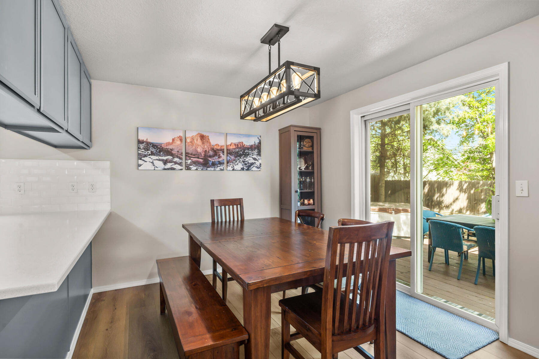 3062 Northeast Raleigh Court Bend, OR 97701 - Photo 12 of 37 JH5_2088