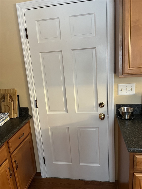 38 Chevy Chase Road Worcester, MA 01606 - Photo 11 of 35 a bathroom with a sink and mirror