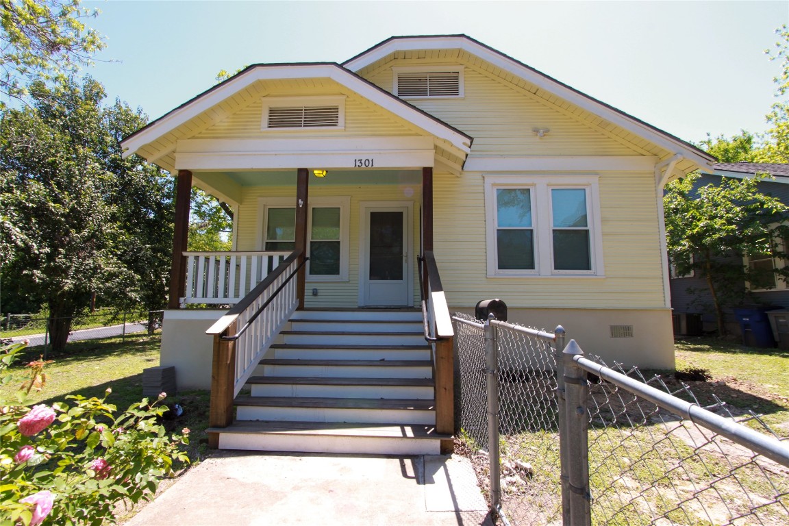 1301 South 6th Street Austin, TX 78704 - Photo 2 of 35 a front view of house with outdoor space