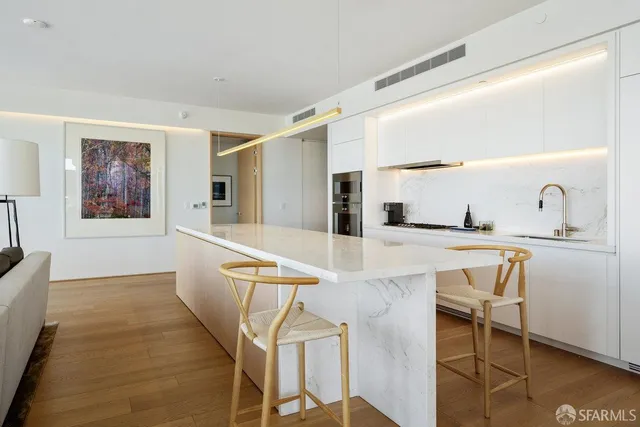 $7,600,000 | 1 Steuart Street, Unit 906, San Francisco, CA 94105