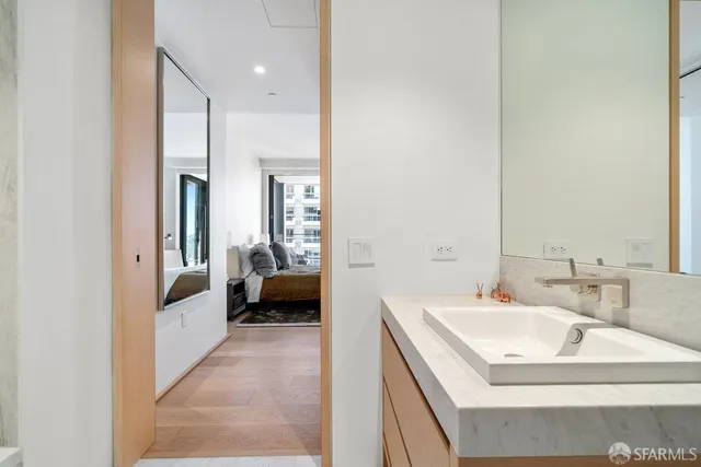 $7,600,000 | 1 Steuart Street, Unit 906, San Francisco, CA 94105