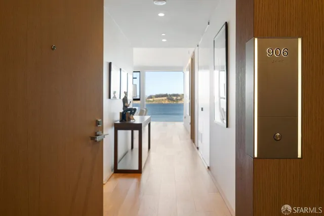 $7,600,000 | 1 Steuart Street, Unit 906, San Francisco, CA 94105