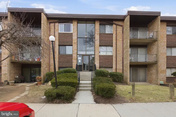 $149,900 | 3752 Bel Pre Road, Unit 37523, Silver Spring, MD 20906