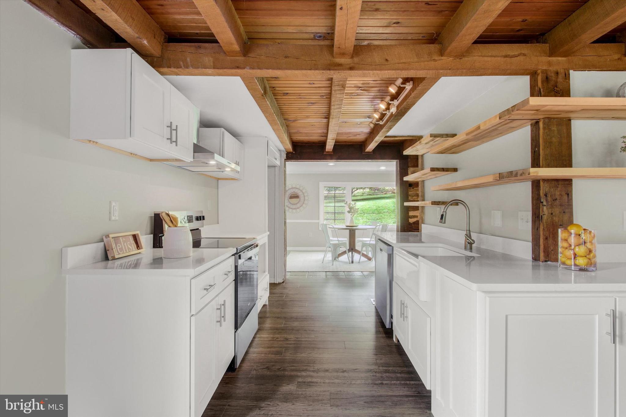 7877 Gnatstown Road Hanover, PA 17331 - Photo 7 of 78 Gallery Image 7