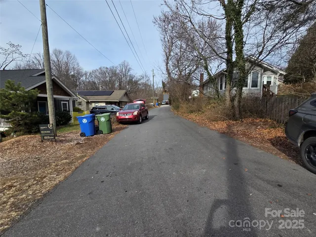 $749,000 | 101 Arline Henry Way, Asheville, NC 28806