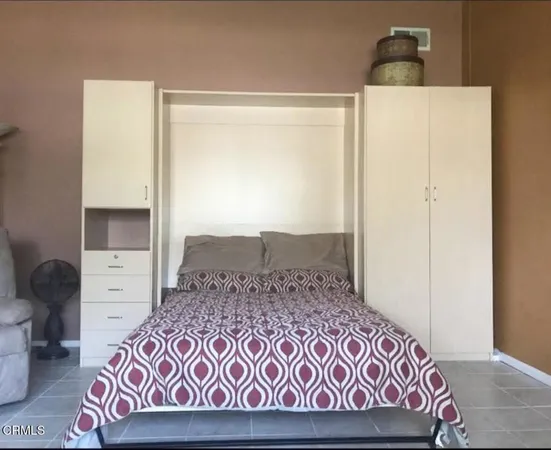 $900 | 931 Devilfish Drive, Oxnard, CA 93035