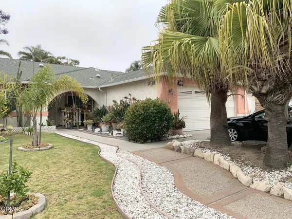 $900 | 931 Devilfish Drive, Oxnard, CA 93035