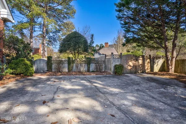 $623,500 | 709 Bell Drive, Rocky Mount, NC 27803