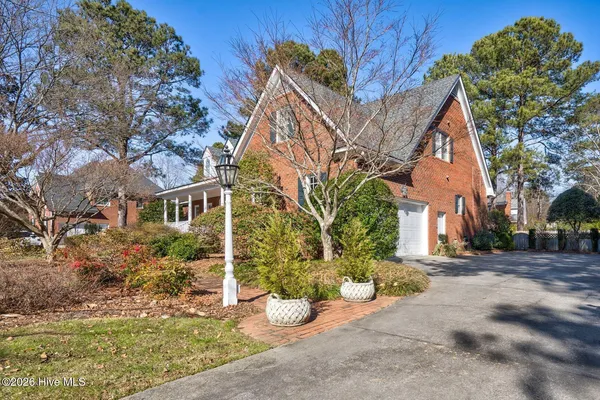 $623,500 | 709 Bell Drive, Rocky Mount, NC 27803