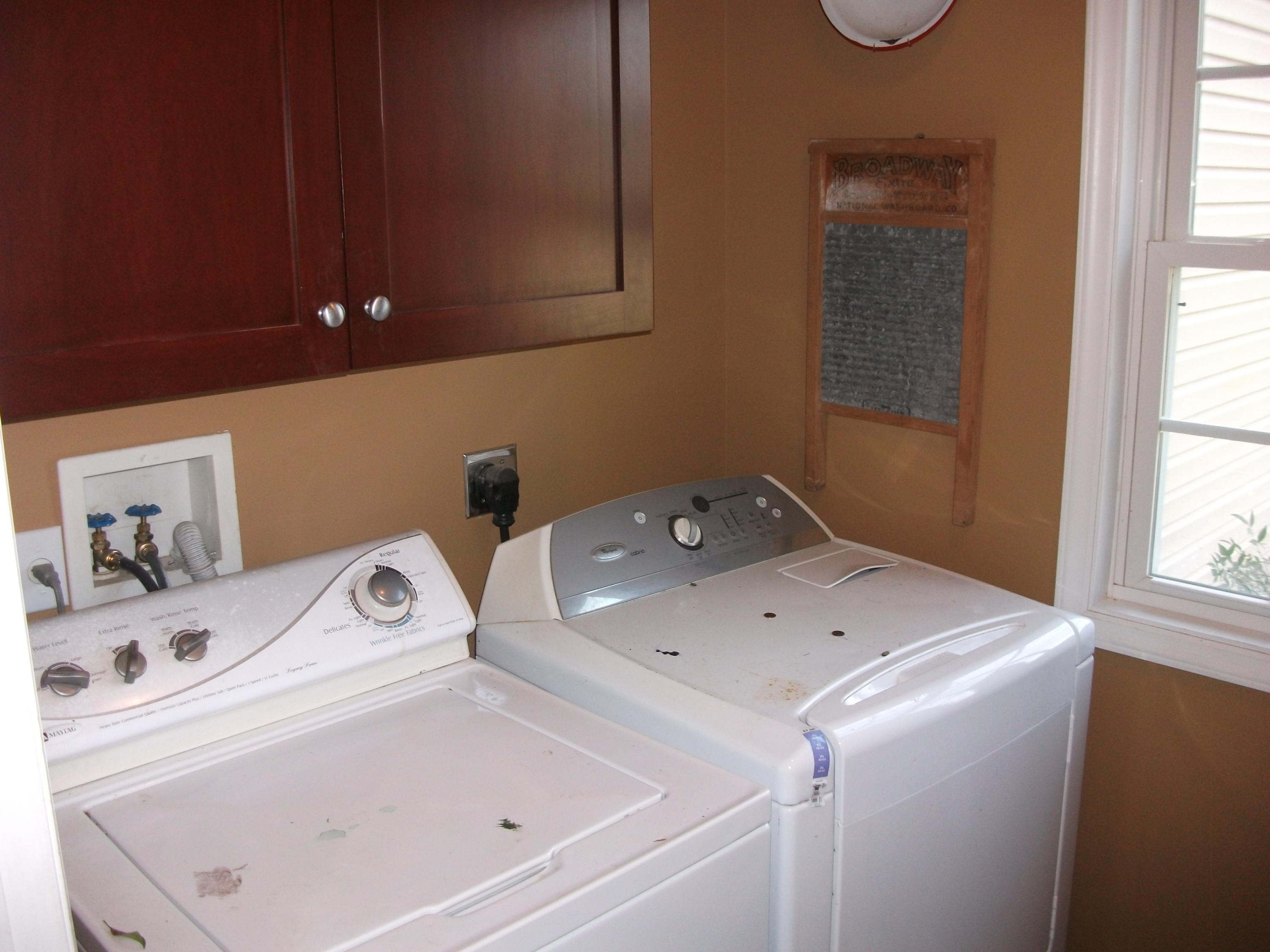 1615 King Richard Road Ferrum, VA 24088 - Photo 10 of 42 9 Laundry