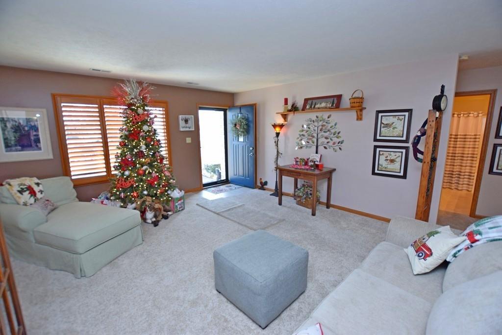 181 Warwick Way Pendleton, IN 46064 - Photo 6 of 29 Gallery Image 6
