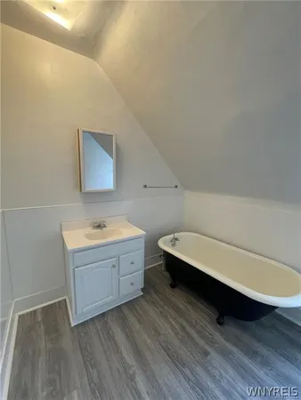$1,500 | 1015 Elmwood Avenue, Unit 3, Buffalo, NY 14222