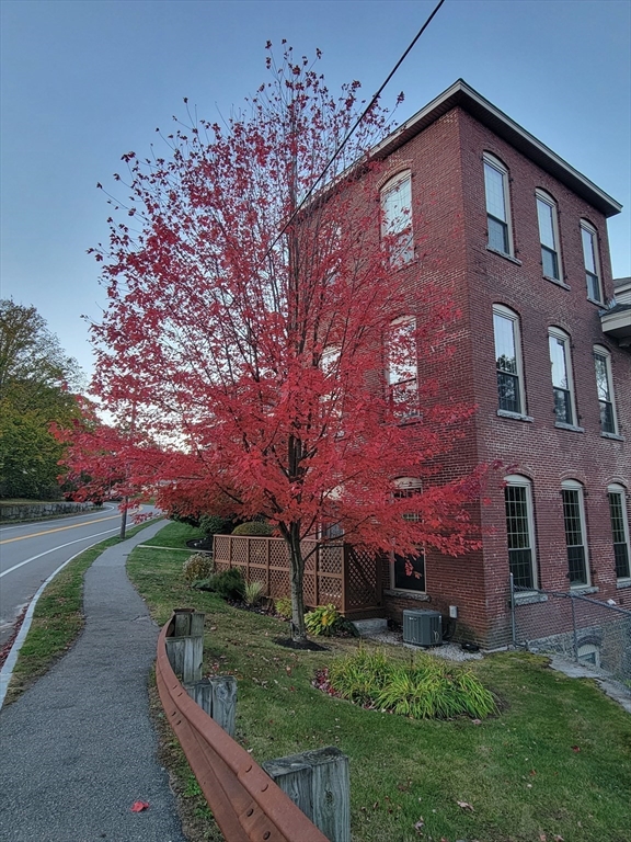 12 Brookside Road, Unit 7 Westford, MA 01886 - Photo 26 of 31