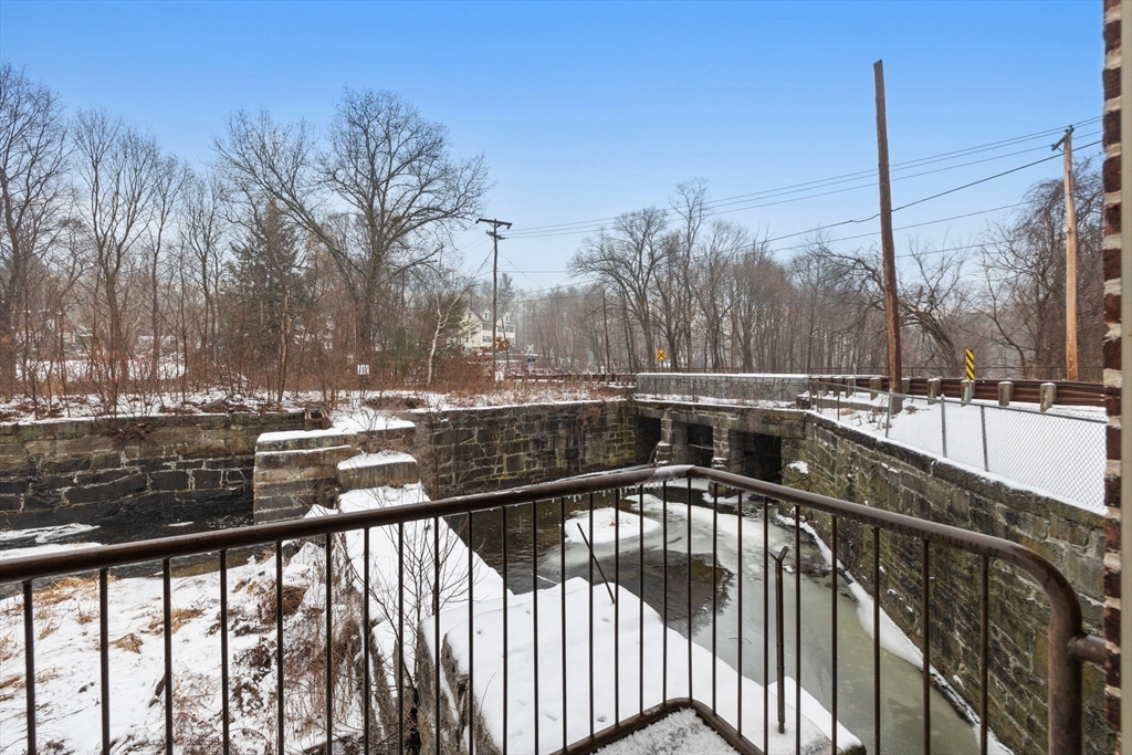 12 Brookside Road, Unit 7 Westford, MA 01886 - Photo 27 of 31