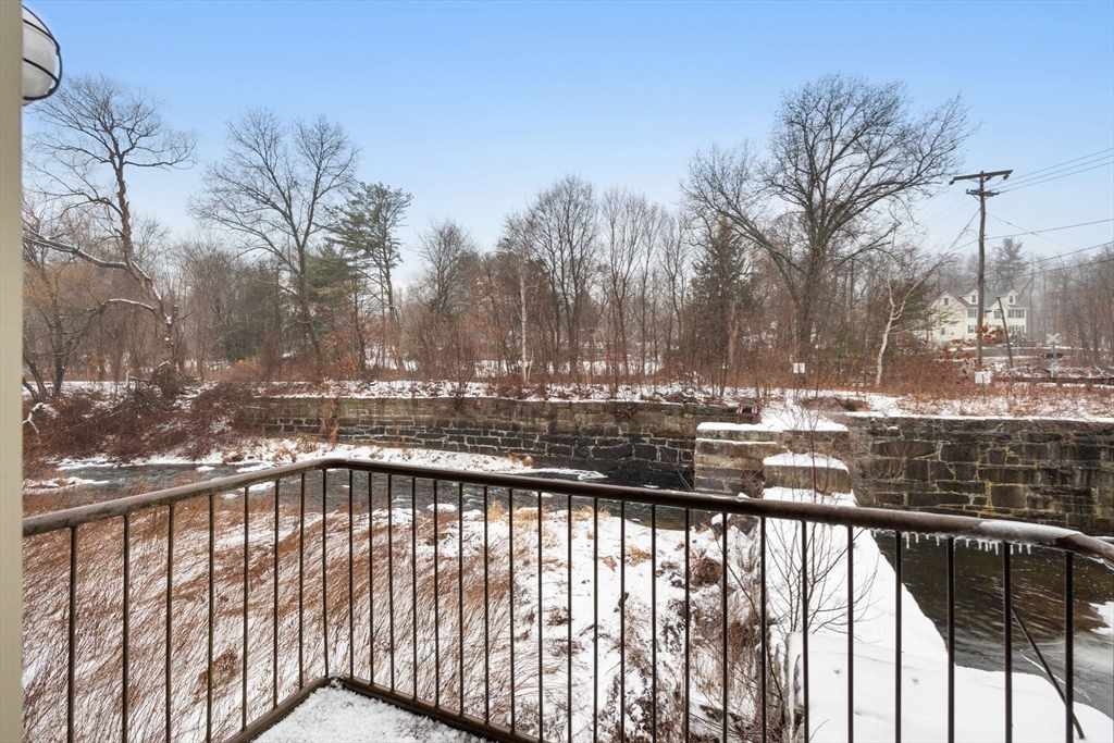 12 Brookside Road, Unit 7 Westford, MA 01886 - Photo 28 of 31