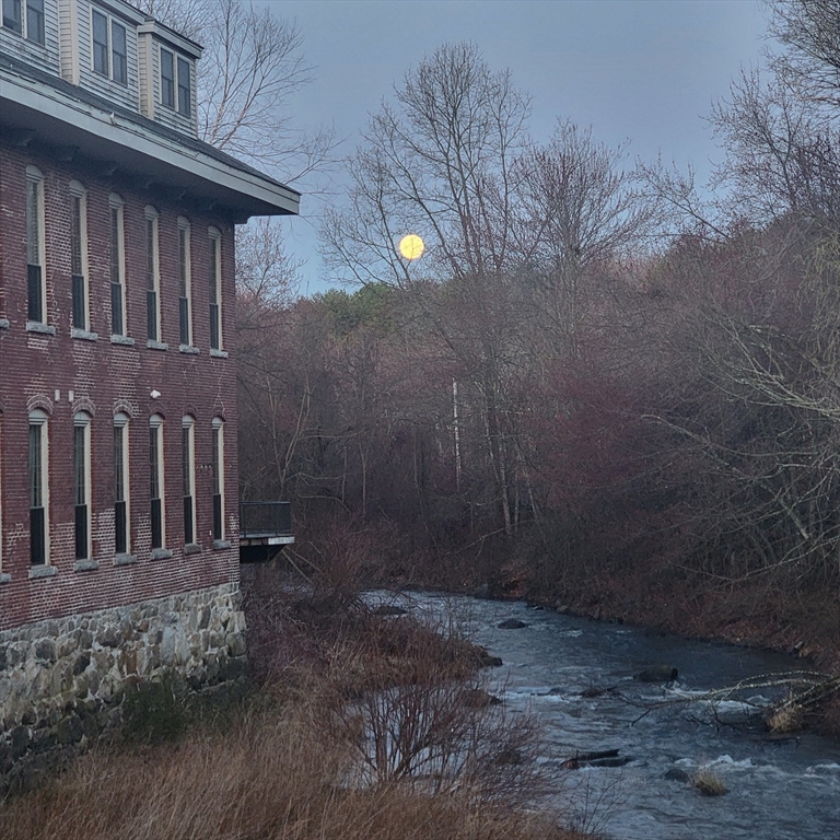 12 Brookside Road, Unit 7 Westford, MA 01886 - Photo 30 of 31