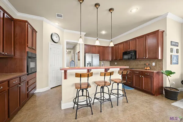 $450,000 | 41227 Colonial Drive, Sorrento, LA 70778