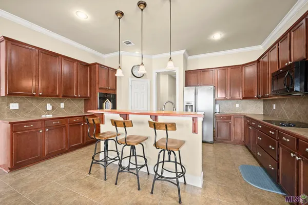 $450,000 | 41227 Colonial Drive, Sorrento, LA 70778