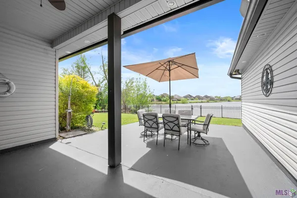 $450,000 | 41227 Colonial Drive, Sorrento, LA 70778