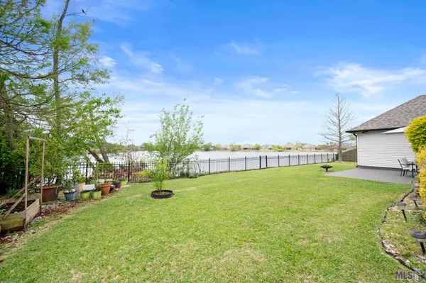 $450,000 | 41227 Colonial Drive, Sorrento, LA 70778