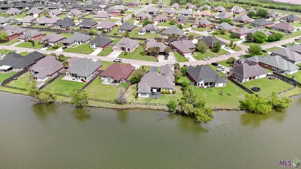 $450,000 | 41227 Colonial Drive, Sorrento, LA 70778