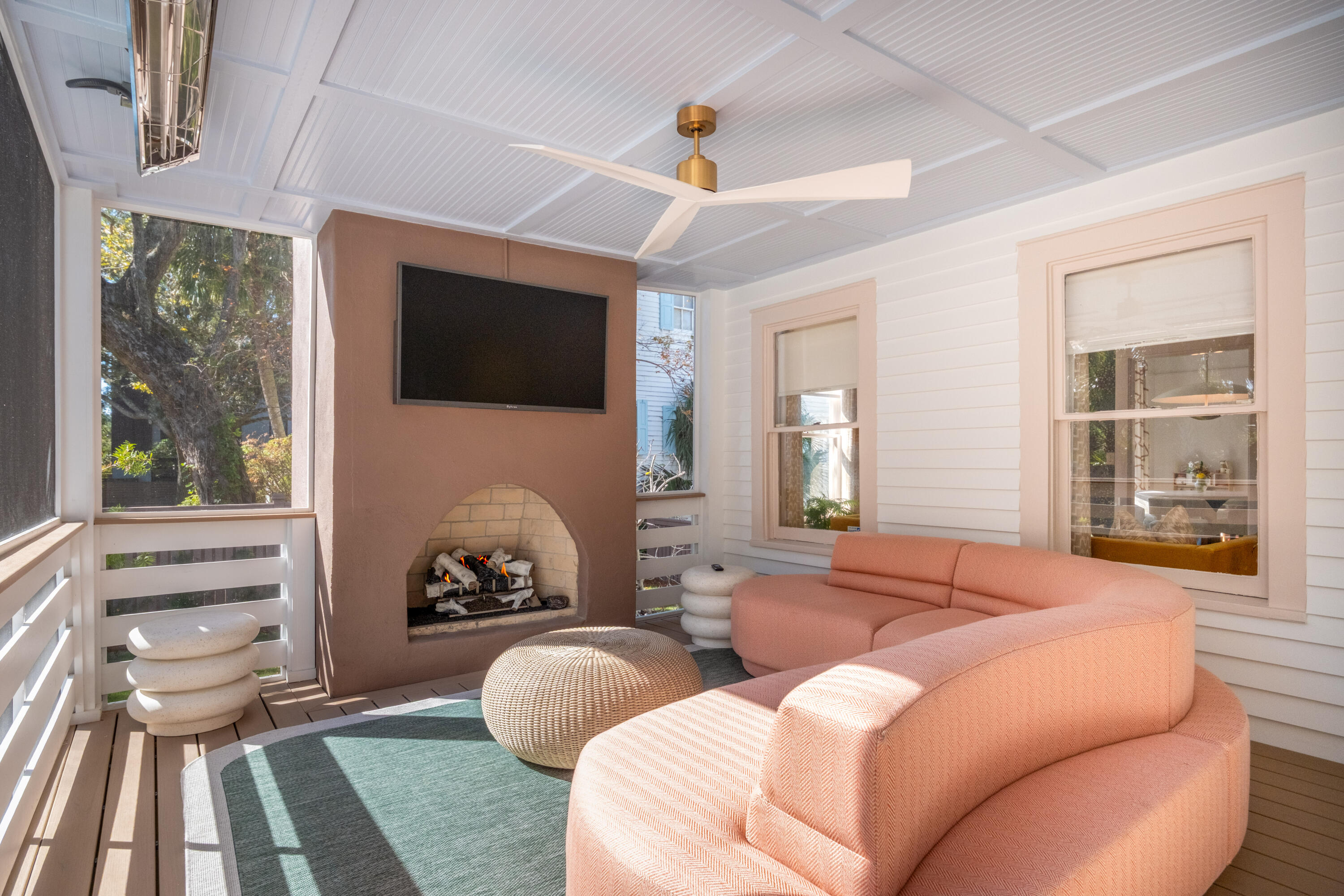 19 Bennett Street Charleston, SC 29401 - Photo 38 of 64 19 Bennett_Eterna_Media-58