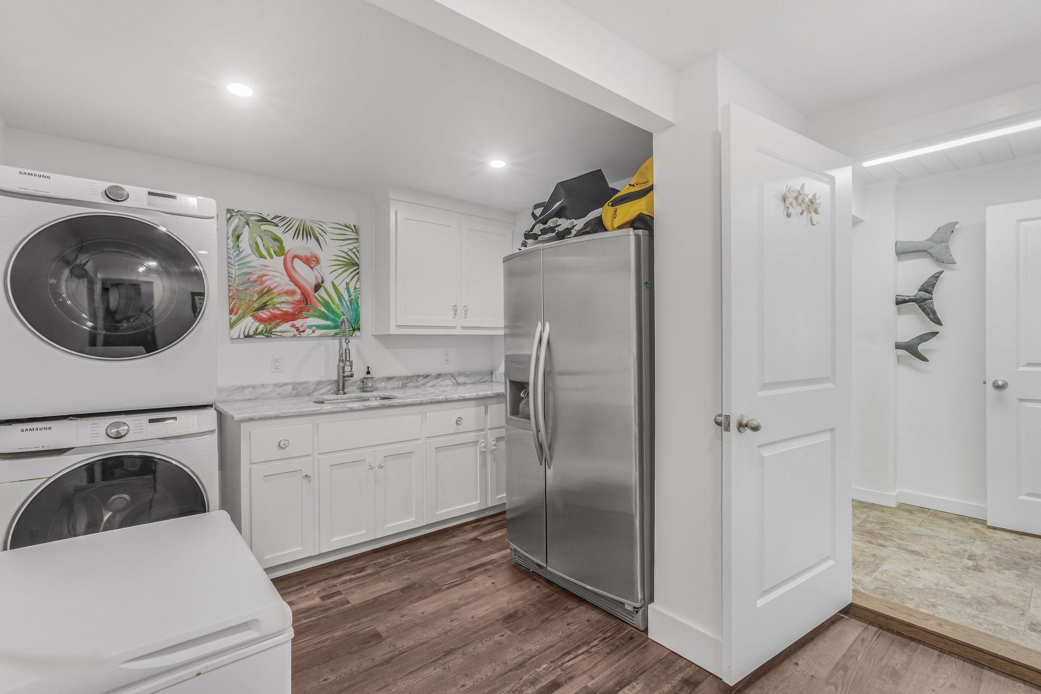 32130 River Road Orange Beach, AL 36561 - Photo 27 of 51 Laundry
