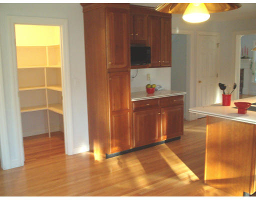 2 Buehler Road Bedford, MA 01730 - Photo 21 of 29 Gallery Image 21